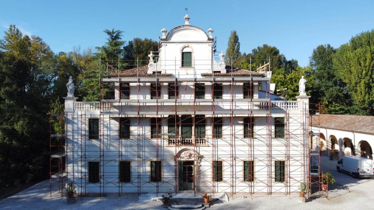 restauro facciate villa padova